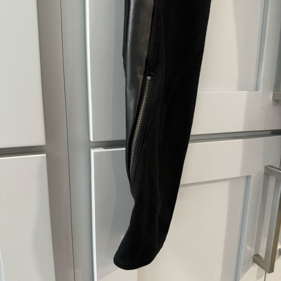 Athleta Luxe Ponte Legging with Faux Leather Trim XSP - Picture 6 of 8